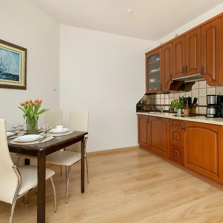 公寓 Spacerowa Cozy With Balcony In By Renters