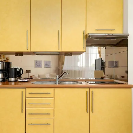 Spacerowa Cozy With Balcony In By Renters * Kołobrzeg