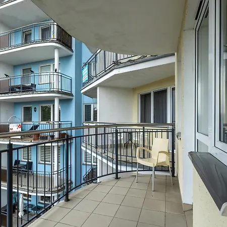 Lejlighed Spacerowa Cozy With Balcony In By Renters