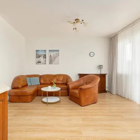 Lejlighed Spacerowa Cozy With Balcony In By Renters